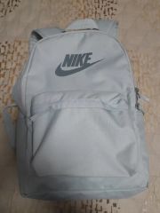 y062512 NIKE リュック バックパック ブラック大容量スポーツ通学通勤 