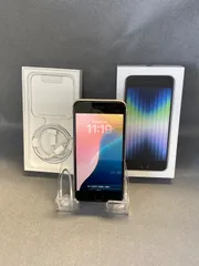 超美品　国内版　SIMフリー iPhoneSE 第３世代　スターライト色64GB