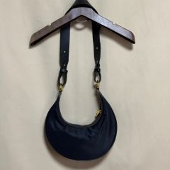 現行品！JW PEI Carly ナイロンサドルバッグ ブラック - メルカリ