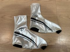 スピードセンサー シューズカバー ホワイト M-L メダリスト - メルカリ