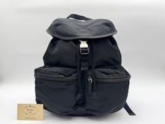 大人気PRADA プラダ リュック バックパック ナイロン 三角ロゴ ブラック
