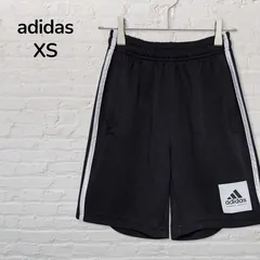 【美品】　アディダス　adidas　ハーフパンツ　ショートパンツ　キッズ　ジュニア　160　黒　ブラック　スリーストライプ　パフォーマンスロゴ　韓国　古着