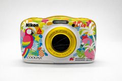 ニコン Nikon COOLPIX W100 マリン 防水カメラ ＃A566 - メルカリ