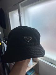 PRADA プラダ ドリル バケットハット フリンジ加工 L ブラック - メルカリ