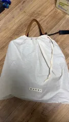 マルニ トートバッグのサムネイル