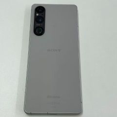 今晩限定】Xperia 1 V ドコモ版、純正ケース付、購入2026/3/15 - メルカリ