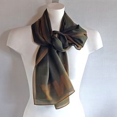 希少】ISSEY MIYAKE イッセイミヤケ メタリック大判ストール - メルカリ