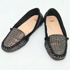 UGG アグ 24.0cm モカシンシューズ ブロンズ メタリック イントレチャート パンプス フラットシューズ スリッポン ドライビングシューズ 編み込み デザイン 派手 個性的 カジュアル 旅行 歩きやすい 疲れにくい レディース 婦人靴 ローファー