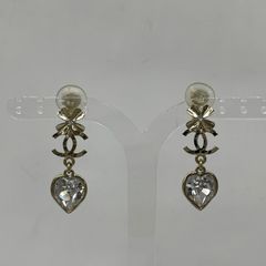 シャネル ピアス CHANEL クローバー/ハートモチーフ スイングパール 
