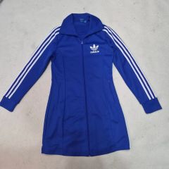 adidas アディダス TWICE サナ ジャージワンピース ドレス ブルー