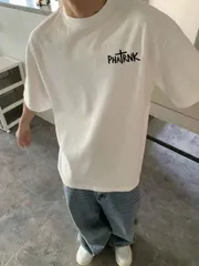 カジュアルに使える！PHATRNK プリント ストリート風Tシャツ ホワイト 新品 送料込 メンズ レディース 男女兼用のサムネイル