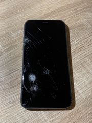 か*な様 iPhone 13 ブラック 画面ひび割れ ジャンク品 返品不可 - メルカリ