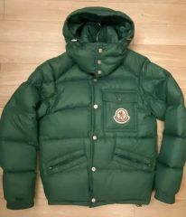 MONCLER ダウンジャケット VEZERE 超美品 試着での使用 - メルカリ