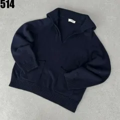 Celine セリーヌ ネイビー KARA（カラ） ポケット ニットのサムネイル
