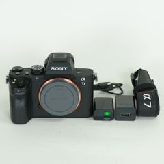 美品】SONY α7Ⅱ ストラップ バッテリー3個 充電器付属 - メルカリ