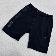 L NIKE テック フリース ハーフパンツ 0508E