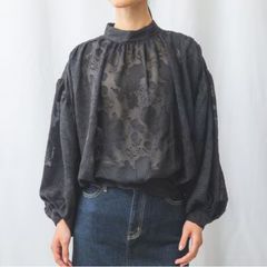AMERI VINTAGE LADYEMBROIDERYPUFF BLOUSE - メルカリ