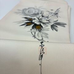名古屋帯 正絹 作家物 手描き牡丹 花模様 アイボリー地 塩瀬 落款入り