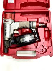中古】MAX マックス コイルネイラ CN-550釘打 機 エア 釘打ち機 - メルカリ 中古】MAX マックス コイルネイラ CN-550釘打 機 エア 釘打ち機 - メルカリ