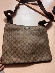 値下げ可GUCCIグッチ ボディバッグ斜めがけショルダーバッグGG鑑定済