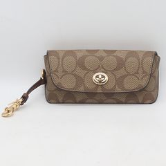 COACH 7081 ソーホー シグネチャー ターンロック Y2K - メルカリ