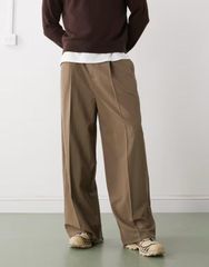 COMOLI 24ss KHAKIチノパンツ サイズ2 - メルカリ