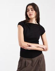 forme オフショルダー トップOFF SHOULDER TOP 東原亜希 - メルカリ