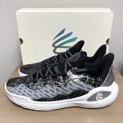 未使用】アンダーアーマー カリー11 DC 28cm UA CURRY 11 - メルカリ