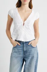 アーバンアウトフィッターズ レディース トップス シャツ フリル コットン レース BDG Urban Outfitters Robyn Ruffle Cotton Lace Top White ホワのサムネイル