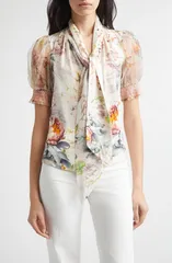 アリス アンド オリビア レディース トップス シャツ フラワー柄 フラワー Alice Olivia Brentley Floral Tie Neck ButtonUp Top Sweet Peonのサムネイル