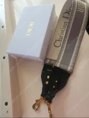 クリスチャンディオール ストラップ グレー