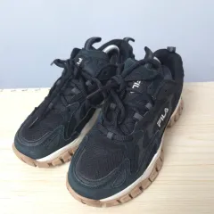 225 FILA フィラ ダブル オーバ コンフォート スニーカー ブラックのサムネイル