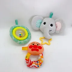 A807　ラトル　3個セット　・アンパンマンと丸いものは、音がなります ・ぞうさんは音なりません