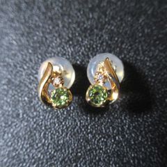 ヴァンドーム青山 ピアス 10k イエローゴールド ホワイトトパーズ 現行 