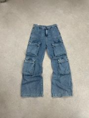 新品未使用】DIESEL P-MIRTA-OUT カーゴデニム サイズ23 - メルカリ