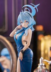 ブルーアーカイブ アコ1/7ドレスver. 未塗装未組み立てガレージキット