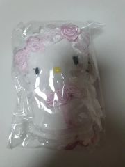 ハローキティ ぬいぐるみ フレンチリボン付き - メルカリ