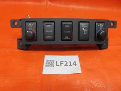 LF214* 動作OK 日産 Y50 PNY50 GY50 フーガ センターコンソール スイッチプレート /シートヒーター SNOWモード サイドブラインドモニターのサムネイル
