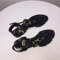 モスキーノ チップアンドシック ドット サンダルのサムネイル