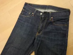 f545★リーバイス702 ストレート★W28 色濃いめ ジーンズ★デニムパンツ