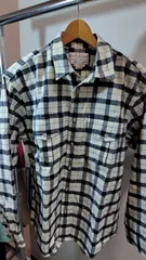 h184◆ FILSON GARMENT◆白系×黒のチェック柄　しっかりした厚手ネルシャツ 裾にFILSON刺繍のサムネイル