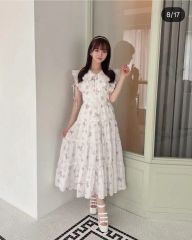 新品タグ付き♡ミストレアス♡フラワーエンブロイダリーホルターネック