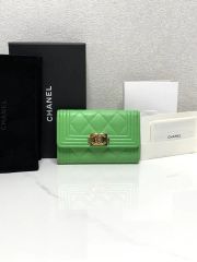 CHANEL BOY CHANEL ロングフラップウォレット グリーン - メルカリ