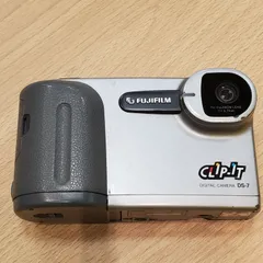 MK453【ER263】FUJIFILM 富士フィルム clip-IT デジタルカメラ DS-7 ジャンク品のサムネイル