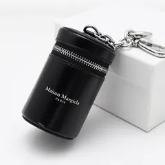 MAISON MARGIELA メゾン マルジェラ キーホルダー シリンドリカル ポーチ チャーム SA1VL0048 P8831 レディース ユニセックス ブラック カーフレザー シワ加工 ジッパー開閉 小物入れのサムネイル