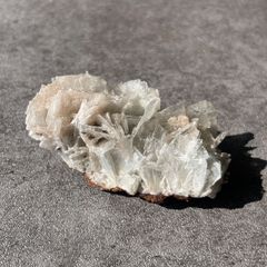 高品質！キラキラ✨天然水晶 クラスター 原石 221g ブラジル産 - メルカリ