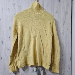 新品 AMOMENTO レイ ク ハイネック タートルネック ニット イェローのサムネイル
