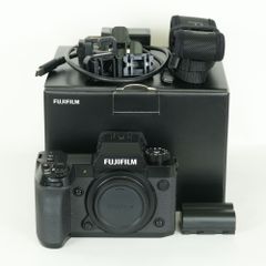 富士フィルムFUJIFILM X-T4ボディ+35mmf1.4レンズ - メルカリ
