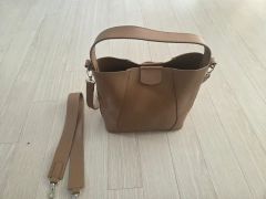 BROOM ブルーム トートバッグ 本革 クロコ型押し A4 迷彩 キャメル 