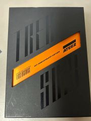 ATEEZ TREASURE ALL TO ACTION ホンジュン 直筆サイン | Mercari